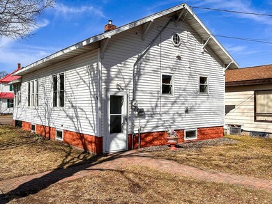 304 N 4th St, Tomahawk, WI 54487 - photo 3