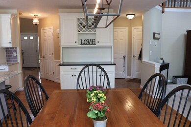 150 Pleasant St, Northborough, MA 01532 - photo 5