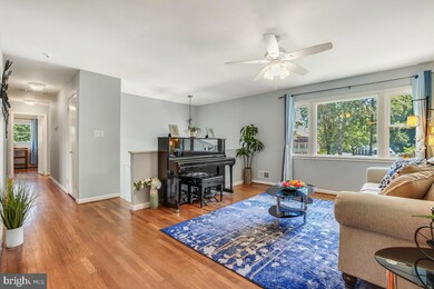 5002 Dulce Ct, Annandale, VA 22003 - photo 5