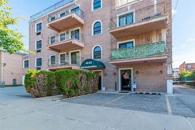 42-23 212th St unit 3B, Bayside, NY 11361 - photo 2