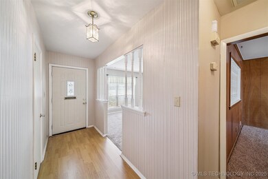 9407 E 39th St, Tulsa, OK 74145 - photo 3