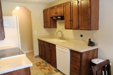 Kitchen Area Photo #2