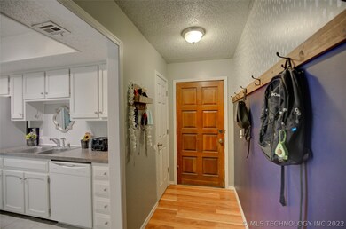 426 W Los Angeles Place, Broken Arrow, OK 74011 - photo 7