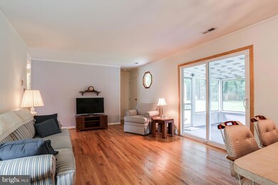 16400 Abbey Dr, Bowie, MD 20715 - photo 2