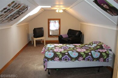 409 Knapp St NE, Grand Rapids, MI 49505 - photo 7