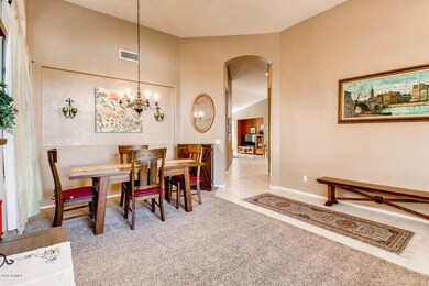 1391 W Armstrong Way Chandler-large-005-