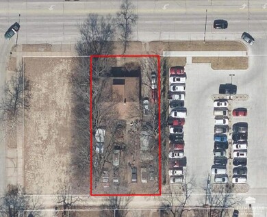 1523 Poyntz Ave, Manhattan, KS 66502 - photo 2