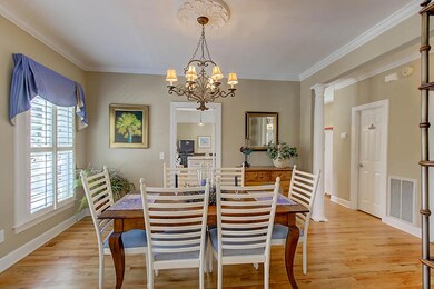 5813 Back Bay (32)
