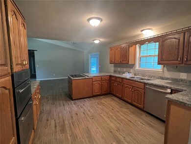 5702 Cedar Valley Dr, Poplar Bluff, MO 63901 - photo 7