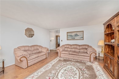 22 Trento St, Rochester, NY 14606 - photo 4