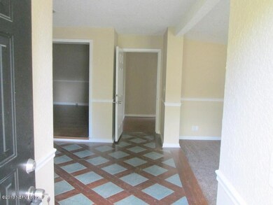 4710 Solandra Cir W, Jacksonville, FL 32210 - photo 2