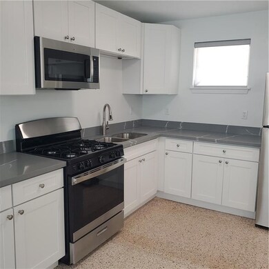 Brand new gas stove and microwave