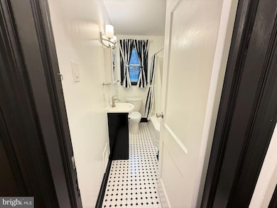 412 Center Ave unit 2, Runnemede, NJ 08078 - photo 2