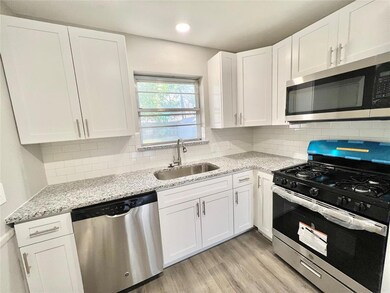 232 Simmons Dr, Hurst, TX 76053 - photo 4