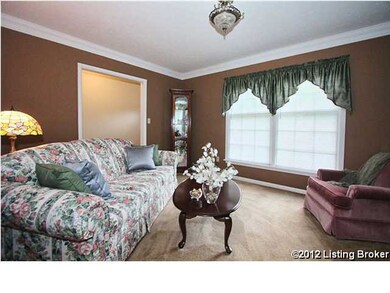 6513 Daverman Ct, Louisville, KY 40228 - photo 2