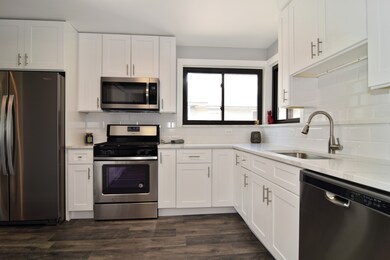 459 N West Ave, Elmhurst, IL 60126 - photo 3