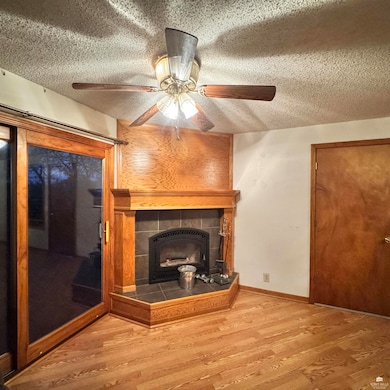 218 W 2nd St, Enterprise, KS 67441 - photo 7