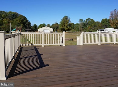 16 Arcadian Dr, Sicklerville, NJ 08081 - photo 3