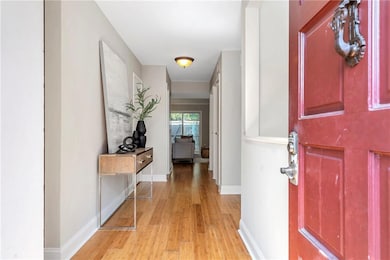 17 Ivy Gates NE, Atlanta, GA 30342 - photo 2