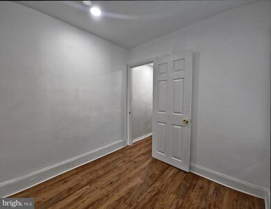 807 W 7th St, Chester, PA 19013 - photo 6