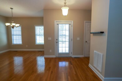 foyer-dining2