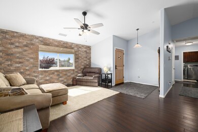 12833 Algonquin Rd Apple Valley-4