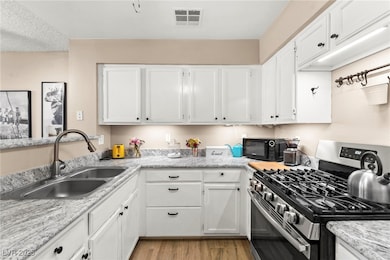 2040 Bavington Dr unit D, Las Vegas, NV 89108 - photo 6