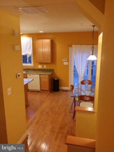 9105 Marlove Oaks Ln, Owings Mills, MD 21117 - photo 5