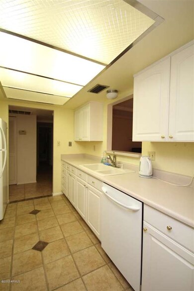 3910 S Poplar St, Tempe, AZ 85282 - photo 7