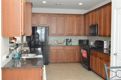 2159 Colonial St, Alvin, TX 77511 - photo 4