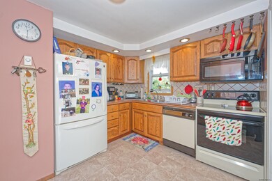 210 Circle c Rd, Ballston Spa, NY 12020 - photo 5