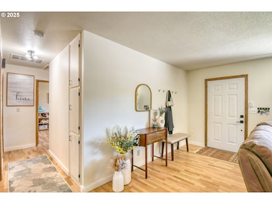 4303 SW Sheridan Ave, Pendleton, OR 97801 - photo 4