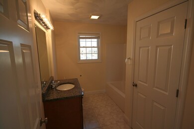 141 Cambridge St unit B, Burlington, MA 01803 - photo 7