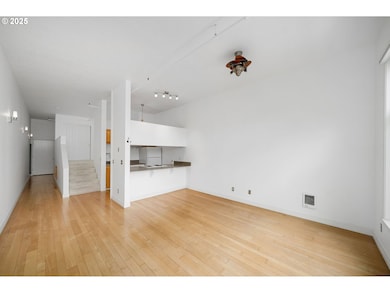 1910 SW 18th Ave unit 34, Portland, OR 97201 - photo 6