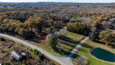 6301 Rochester Rd, Drakesboro, KY 42337 - photo 7