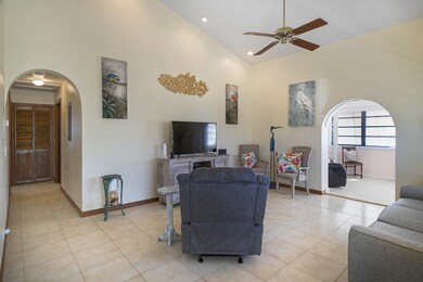 Living room 1