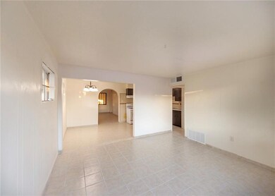 1131 Belen Rd, El Paso, TX 79915 - photo 4
