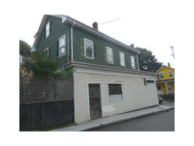 29 Clinton Ave, Newport, RI 02840 - photo 2