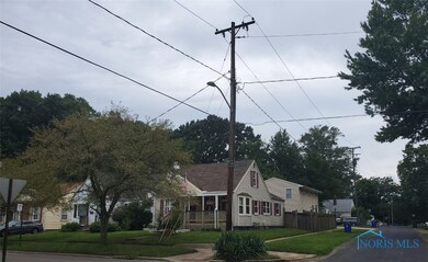 2102 Mansfield Rd, Toledo, OH 43613 - photo 4