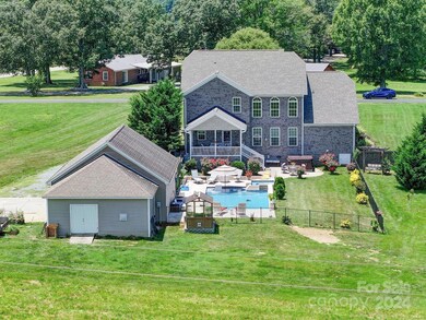 508 Clover Leaf Rd, Marshville, NC 28103 - photo 6