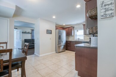 173 Lakeview Ave, Ludlow, MA 01056 - photo 6