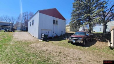 918 918 Valley N, New Ulm, MN 56073 - photo 5
