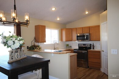 516 Winter Ct, Nampa, ID 83686 - photo 4