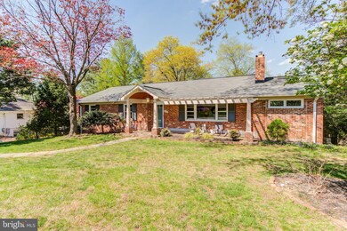 7609 Quintana Ct, Bethesda, MD 20817 - photo 3