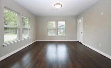 5402 Texas St, Houston, TX 77011 - photo 4