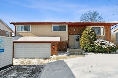 17102 Magnolia Dr, Hazel Crest, IL 60429 - photo 2