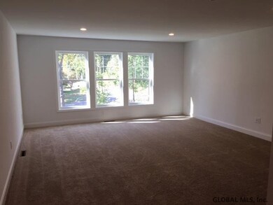 11 Saw Mill Ct, Saratoga Springs, NY 12866 - photo 5