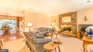 1506 Springlake Way N, Sykesville, MD 21784 - photo 3