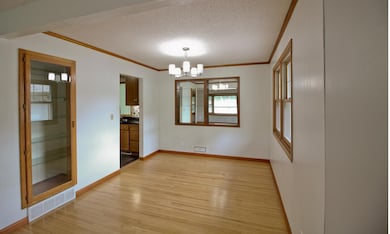 110 4th Ave SW, Isanti, MN 55040 - photo 4