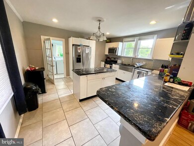 475 Old Elm St, Conshohocken, PA 19428 - photo 7